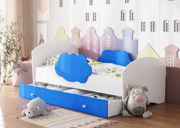 Кровать детская Тучка с ящиком, корпус Белый, фасад Синий в Перми