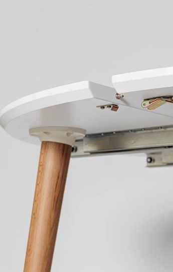 Обеденный круглый раздвижной стол Белая Эмаль д. 90 см МДФ ножки светлый орех в Перми - изображение 7