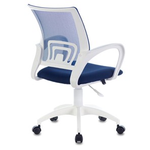 Кресло Brabix Fly MG-396W (с подлокотниками, пластик белый, сетка, темно-синее) в Перми - предосмотр 2
