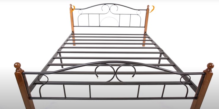 Кровать 1-спальная AT-126 дерево гевея/металл, 90*200 см (Single bed), красный дуб/черный в Перми - изображение 2