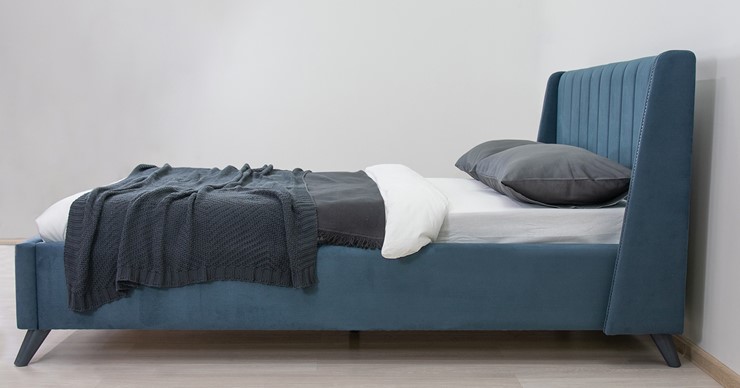 Кровать полутороспальная Мелисса 140, арт. Тори 83 велюр (серо-синий) + кроватное дно в Перми - изображение 6