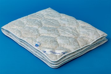 Одеяло всесезонное полутороспальное Лебединая нежность в Перми - предосмотр